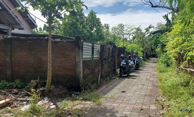 Rumah di kompleks ireng perluasan dekat jatisela