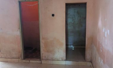 Rumah di kompleks ireng perluasan dekat jatisela