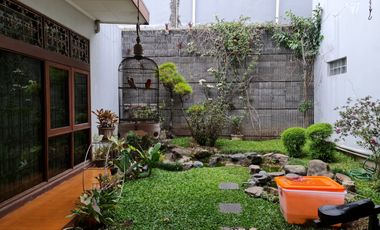 DISEWAKAN Rumah Siap Huni di Cikutra Bandung dekat GOR Citra Arena, Widyatama, Itenas, Gasibu