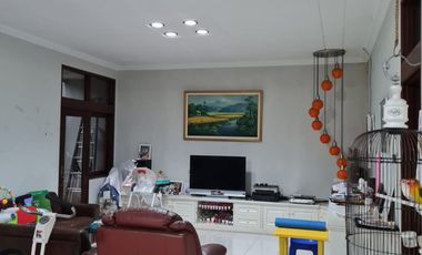 DISEWAKAN Rumah Siap Huni di Cikutra Bandung dekat GOR Citra Arena, Widyatama, Itenas, Gasibu