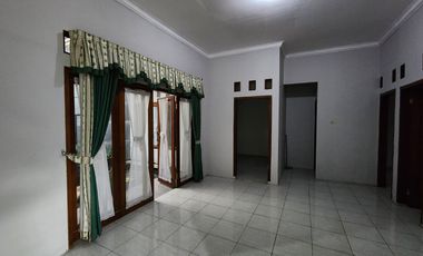 DIJUAL RUMAH DEKAT STASIUN SOLO BALAPAN