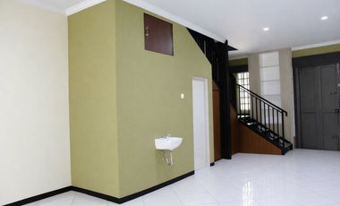Murah Ruko Baru Berada di Area Bisnis Jalan Jakarta Antapani Bandung