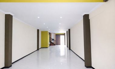 Murah Ruko Baru Berada di Area Bisnis Jalan Jakarta Antapani Bandung