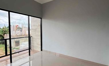 Rumah 2 lantai dijual dekat mall panakukkang makassar skema bayar syariah