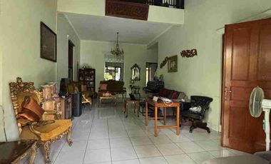 HOT!! RUMAH DI MENTENG DOMISILI PEJABAT HARGA MERAKYAT