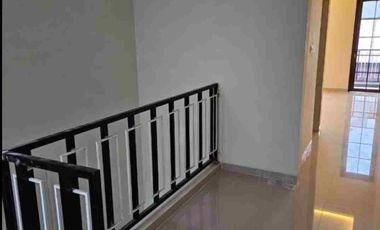 RUMAH BARU MODERN MINIMALIS SIAP HUNI TAMAN RATU JAKARTA BARAT