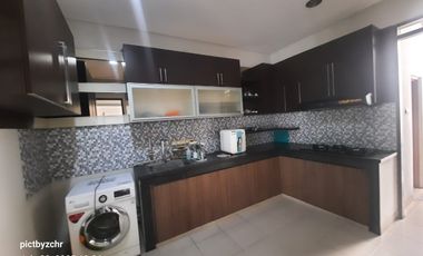 Rumah Mewah Full Furnished di Batununggal