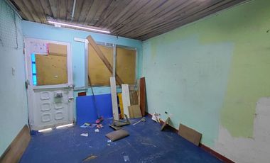 CASA  LOTE PARA REMODELAR