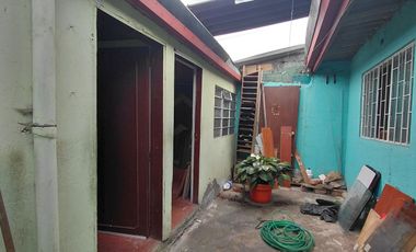 CASA  LOTE PARA REMODELAR