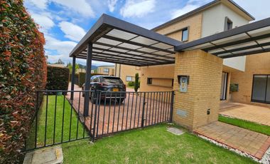 ARRIENDO CASA EN CONJUNTO ÁBACO – CAJICÁ