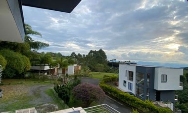 🏡 CASA CAMPESTRE EN RENTA  📍 Pereira , Sector Condina