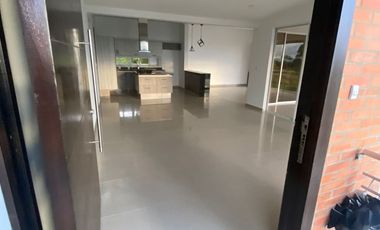 🏡 CASA CAMPESTRE EN RENTA  📍 Pereira , Sector Condina