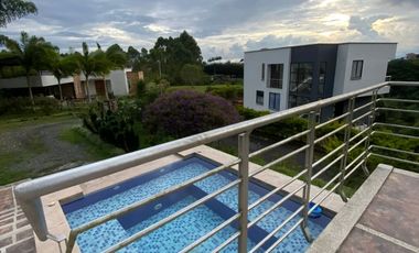 🏡 CASA CAMPESTRE EN RENTA  📍 Pereira , Sector Condina