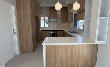 Brand New Modern Minimalist 3-Storey Home with Premium Finishes