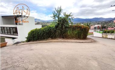 Terreno de venta en Amable Maria, sector residencial Loja Ecuador