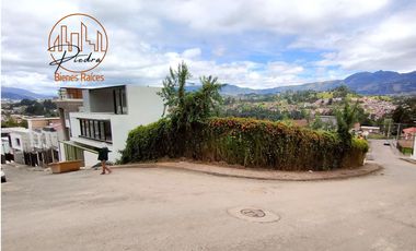 Terreno de venta en Amable Maria, sector residencial Loja Ecuador