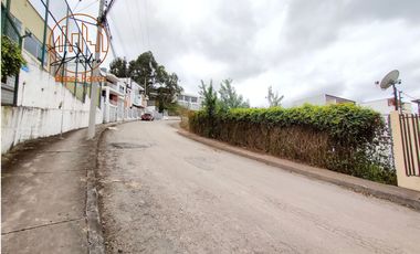 Terreno de venta en Amable Maria, sector residencial Loja Ecuador
