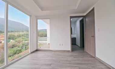 Excelente Casa en Venta en Fraccionamiento Parque Esmeralda, a espaldas de Chiluca
