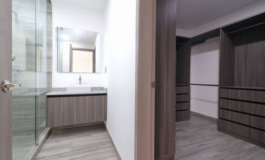 Excelente Casa en Venta en Fraccionamiento Parque Esmeralda, a espaldas de Chiluca