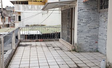 GRAN OPORTUNIDAD DE INVERSIÓN – CASA AMPLIA EN LA TOLITA 1