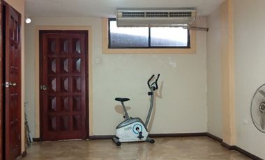 GRAN OPORTUNIDAD DE INVERSIÓN – CASA AMPLIA EN LA TOLITA 1