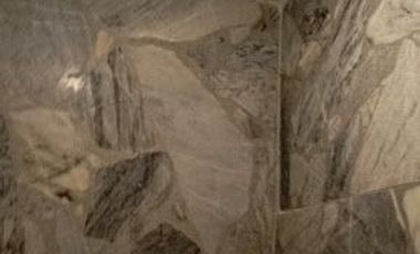 GRAN OPORTUNIDAD DE INVERSIÓN – CASA AMPLIA EN LA TOLITA 1