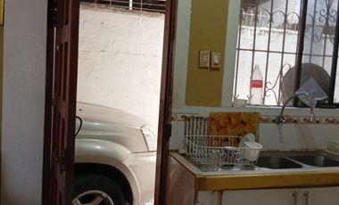 GRAN OPORTUNIDAD DE INVERSIÓN – CASA AMPLIA EN LA TOLITA 1