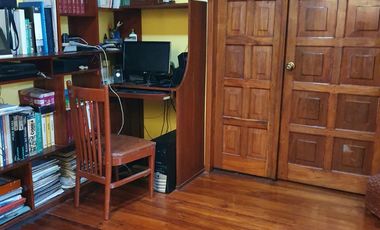 CASA GRANDEDE 2 PISOS CON TERRAZA Y LAVANERIA  CON LINDOS ACABADOS EN MADERA  CASA ESQUINERA  EN LA URBANIZACION TOLITA 1 ..FRENTE AL PAI POLI