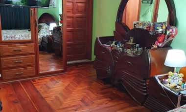 CASA GRANDEDE 2 PISOS CON TERRAZA Y LAVANERIA  CON LINDOS ACABADOS EN MADERA  CASA ESQUINERA  EN LA URBANIZACION TOLITA 1 ..FRENTE AL PAI POLI