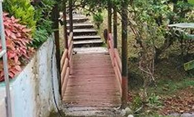 VENTA DE LOTE DE TERRENO CON CASA Y PISCINA  PARAÍSO EN PEDRO VICENTE MALDONADO! 3,200 m² DE NATURALEZA