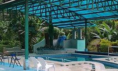 VENTA DE LOTE DE TERRENO CON CASA Y PISCINA  PARAÍSO EN PEDRO VICENTE MALDONADO! 3,200 m² DE NATURALEZA