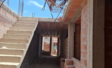 CASA EN EL OLIVAR 2 CASCO ROJO LADRILLO LISTO PARA ACABADOS TACNA.