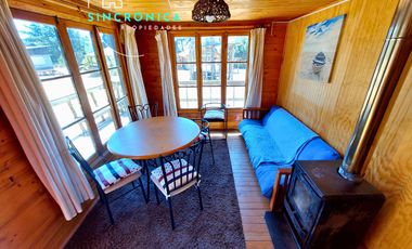 SINCRÓNICA PROPIEDADES  ARRIENDA HERMOSA CABAÑA EN SECTOR 12 DE LA FAMA ALGARROBO