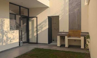 CASA EN RENTA FRAC 3 SAUCES, METEPEC