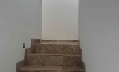 CASA EN RENTA FRAC 3 SAUCES, METEPEC