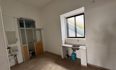 Casa de arriendo para empresa en el centro de conocoto