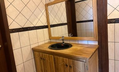 Casa  en venta, en la  Mitad del Mundo Sector el Pantógrafo Quito Ecuador.