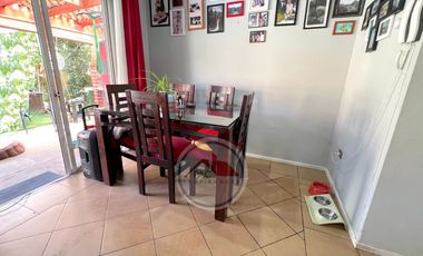 Casa Venta 3 Dormitorios En Microbarrio, Valle Lo Campino