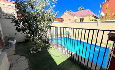 Casa Venta 3 Dormitorios En Microbarrio, Valle Lo Campino