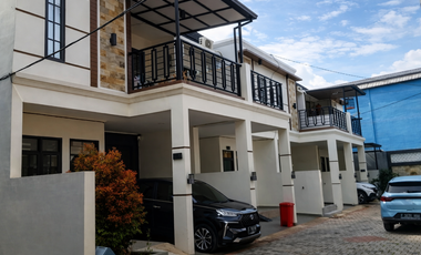 Rumah dan Ruko Siap Huni,Strategis pinggir jalan di cimanngis DEpok