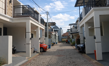 Rumah dan Ruko Siap Huni,Strategis pinggir jalan di cimanngis DEpok