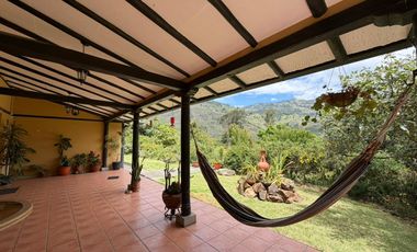 En Venta Quinta en Paute – Sector Pirincay | Amplio terreno y excelente clima