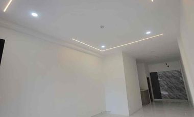 Alquiler de Local en Plaza Comercial Costa Brisa Km.19.5 Vía a La Costa. 50 m²