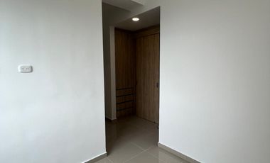 APTO 2402 FLORA CLUB HOUSE