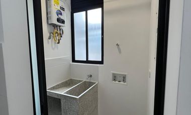 APTO 2402 FLORA CLUB HOUSE