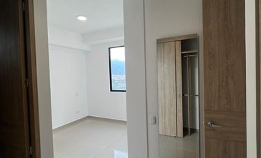 APTO 2402 FLORA CLUB HOUSE