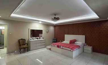DIJUAL CEPAT MURAH RUMAH MEWAH PRIVATE POOL DALAM TOWN HOUSE CIPETE KEBAYORAN LAMA