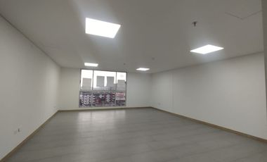 Oficina en Renta ubicada por el sector de los Alpes