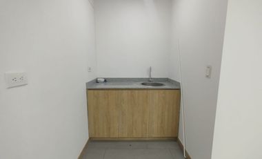 Oficina en Renta ubicada por el sector de los Alpes