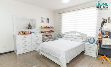 VENTA DE CASA CON 4 DORMITORIOS- Machángara, Cuenca